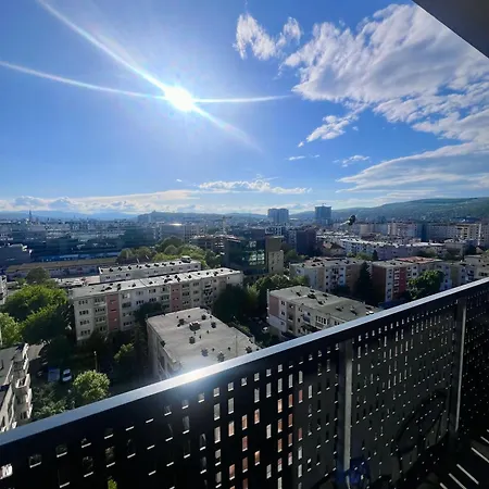 Apartment Homeland View *