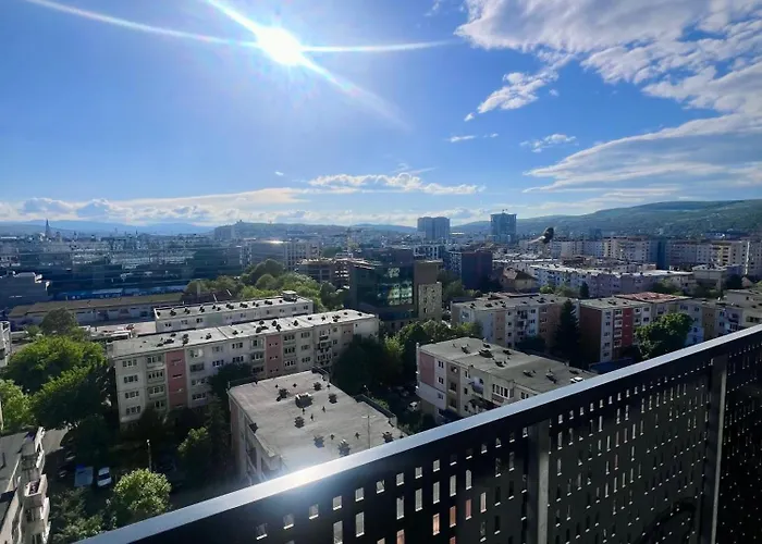 Apartment Homeland View *